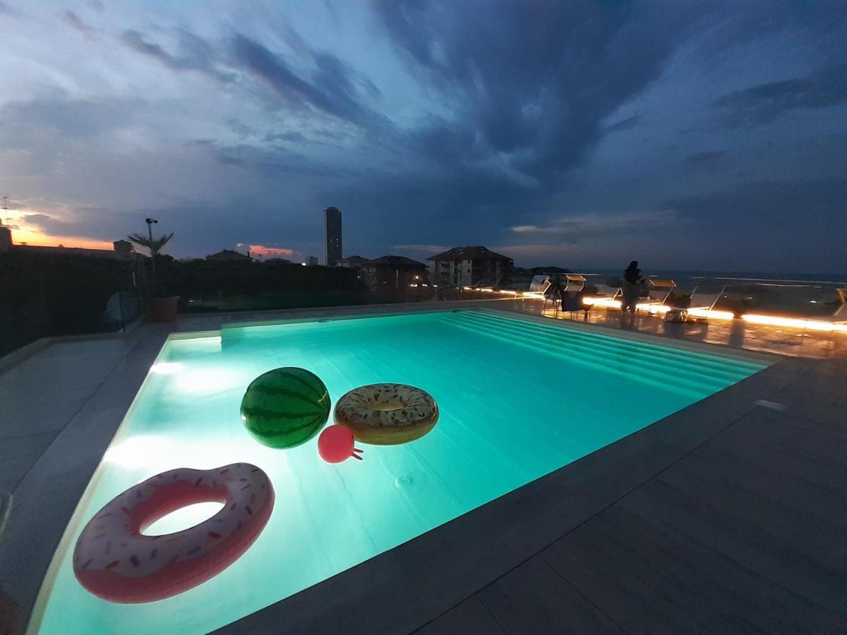 Residence Aries Cesenatico Exterior photo